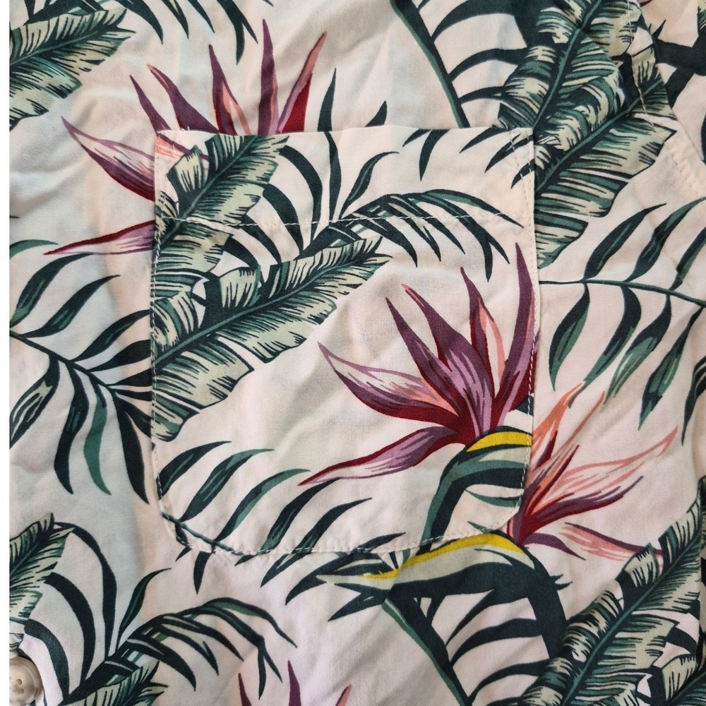 Goodfellow & Co Mens Tropical Bird of Paradise Button Down Shirt Size Medium - Picture 4 of 5